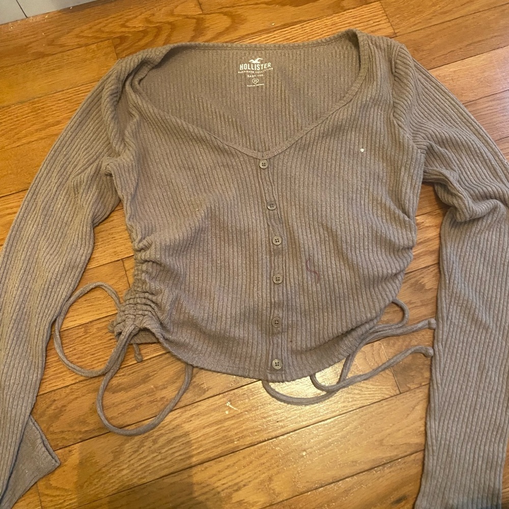 Brown fitted top